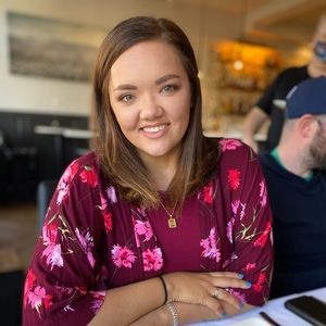 Meet your Posher, Rebecca